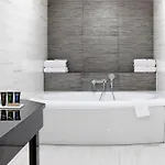 Ξενοδοχείο Metropolitan Boutique 4*