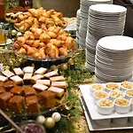 Metropolitan Boutique Ξενοδοχείο 4*