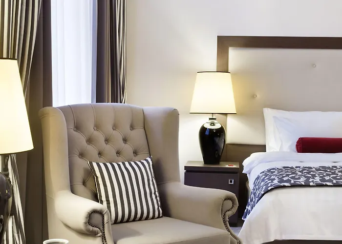 Metropolitan Boutique Hotel 4*