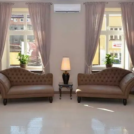 Metropolitan Boutique Hotel 4*