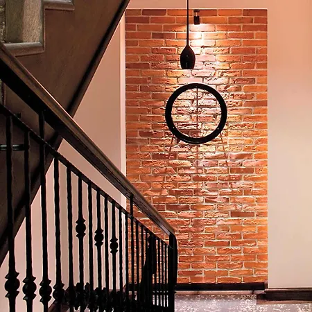 Metropolitan Boutique Hotel 4*