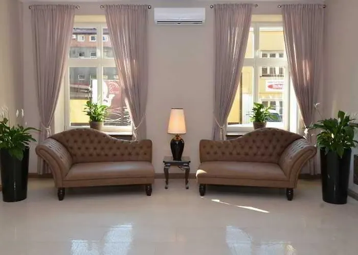 Metropolitan Boutique Hotel 4*