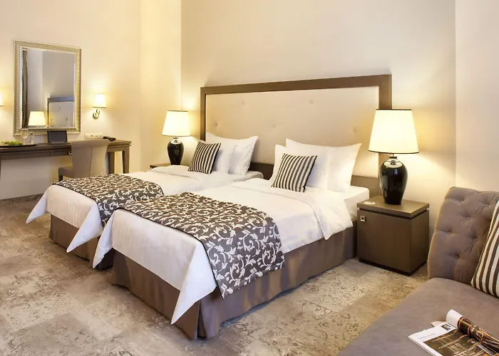 Hotel Metropolitan Boutique 4*