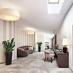 Hotell Metropolitan Boutique 4*