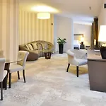 Hotell Metropolitan Boutique 4*